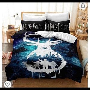 ISO! Harry Potter queen sized bedding.
